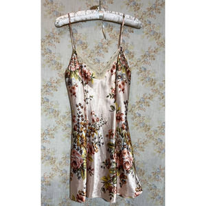 Victoria's Secret Y2K Label Peach Floral Mini Slip Nightgown XS